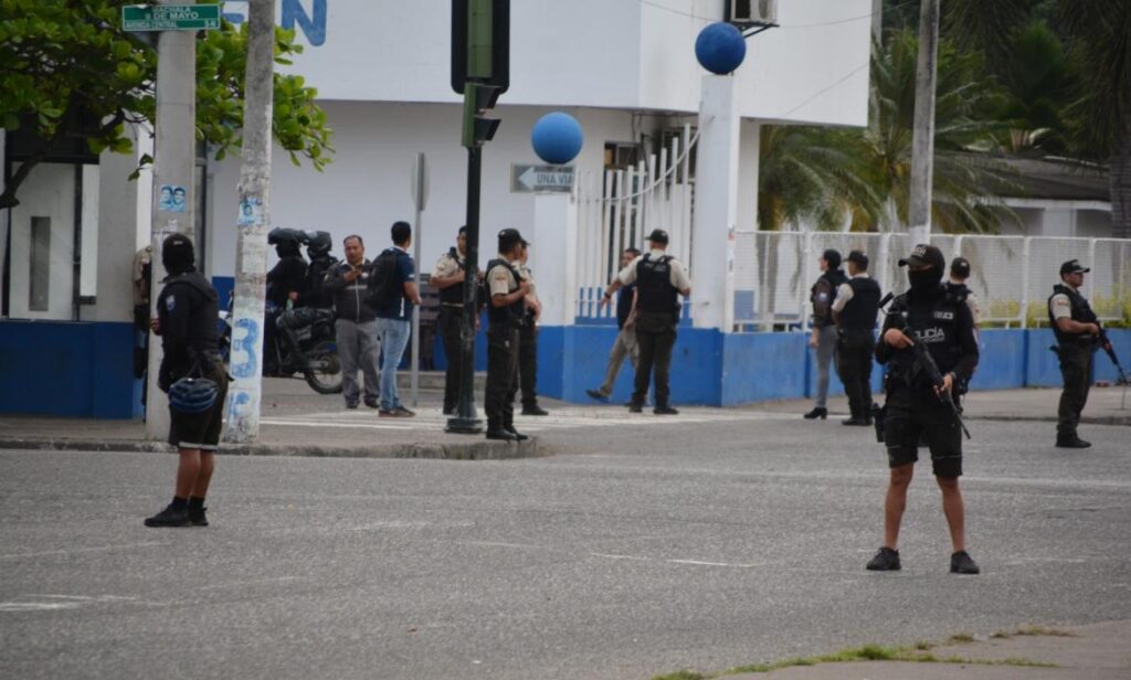 Policía herido en ataque armado en Machala