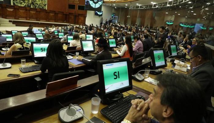 Asamblea aprueba cambio de genero