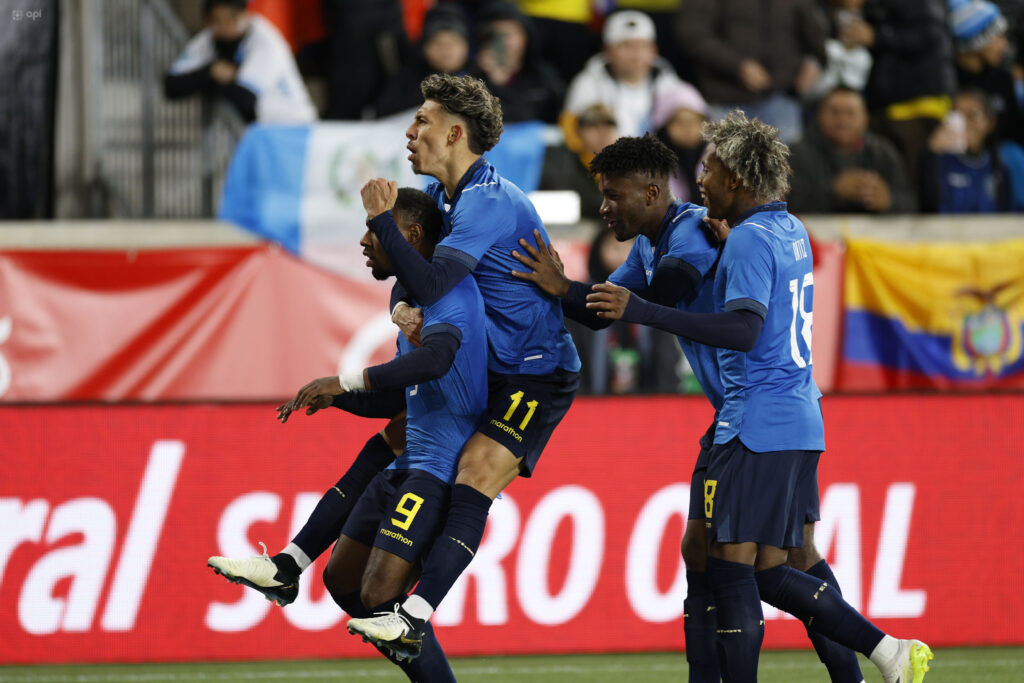 Ecuador gano a Guatemala