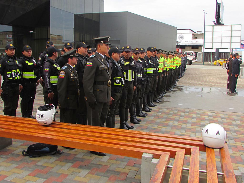 Manta centro policial