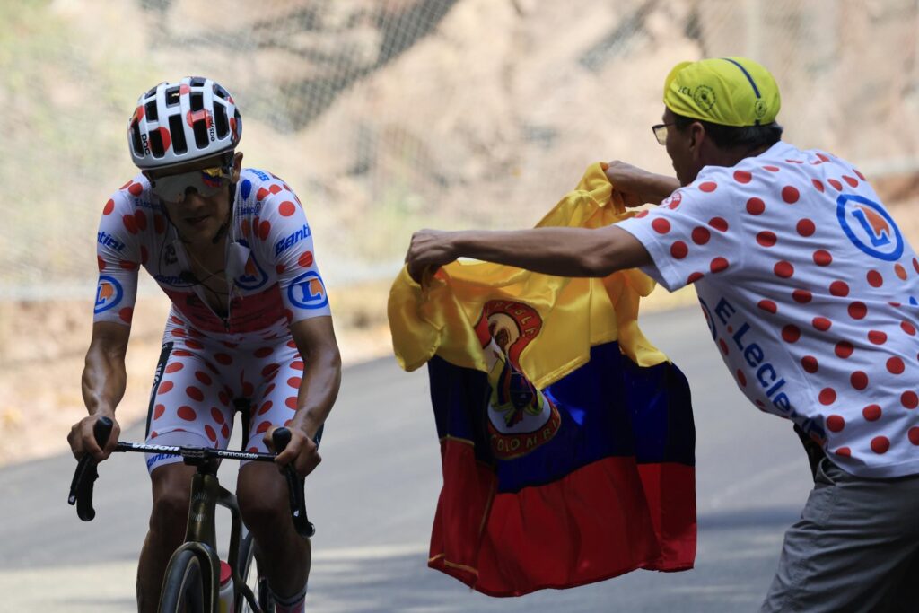 Carapaz "Rey de la Montaña"