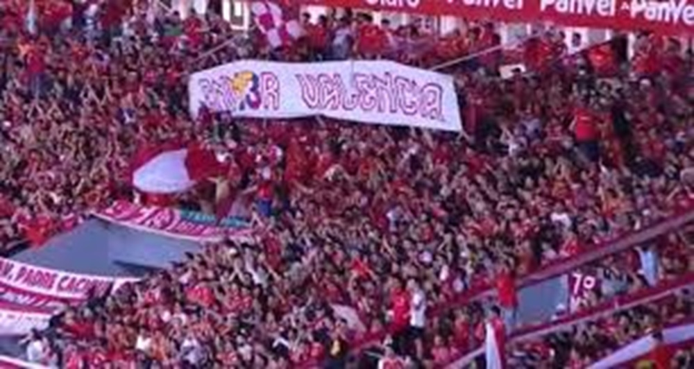 Bandera gigante en Brasil de Valencia